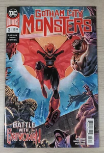 DC Universe: Gotham City Monsters Comic Issue No 3 Battle With Batwoman - 2019 - Picture 1 of 7