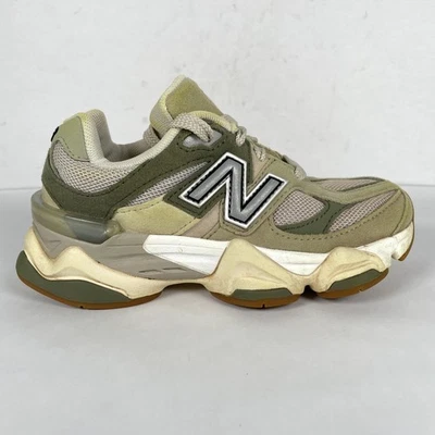 New Balance 9060 Zapatos Niños Talla 13 Atléticos Verde Malla Gamuza Zapatillas Cómodas Foto 1 de 4
