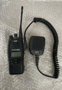 Tait TP9300 Series Portable UHF Two Way Radio including Mic - Photo 1/8