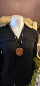 70S WOODEN PEACE SYMBOL Pendent NECKLACE ON LEATHER  - Picture 1 of 3