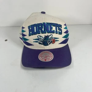 NBA Charlotte Hornets Snapback Mitchell & Ness - Picture 1 of 8