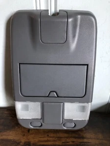 2001-2004 Nissan Pathfinder Roof Console Overhead Lamp Dome Map Light 969120W610 - Bild 1 von 8