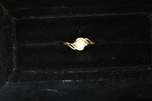 10K Yellow Gold, Pearl Ring, 2.1 Grams, Size 8.25 - Imagen 1 de 5