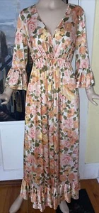 Vintage 60s Vanity Fair Floral Robe Floral Rose Dressing Gown Small Ruffle Mod - Picture 1 of 13