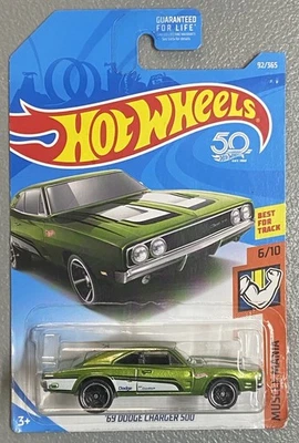 Dodge Charger 500 BF Goodrich Hot Wheels Muscle Mania #6/10 2018 verde 69 Foto 1 de 4