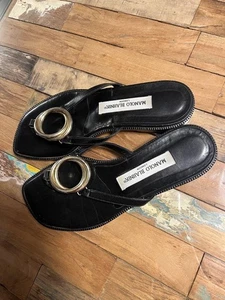 MANOLO BLAHNIK sandali neri ad anello in pelle misura 36 con protezione suola - Foto 1 di 4