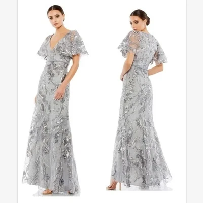 Mac Duggal Platinum Gray Flutter Sleeve Embellished Lace Trumpet Gown 4 $698 - Изображение 1 из 2