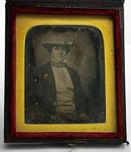 Ninth Plate Victorian Daguerreotype Photograph - Portrait Of A Gentleman - Foto 1 di 4