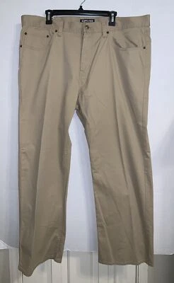 Nuevos pantalones cómodos con etiquetas Kirkland Signature para hombre ajuste estándar, caqui, 42x30 Foto 1 de 4
