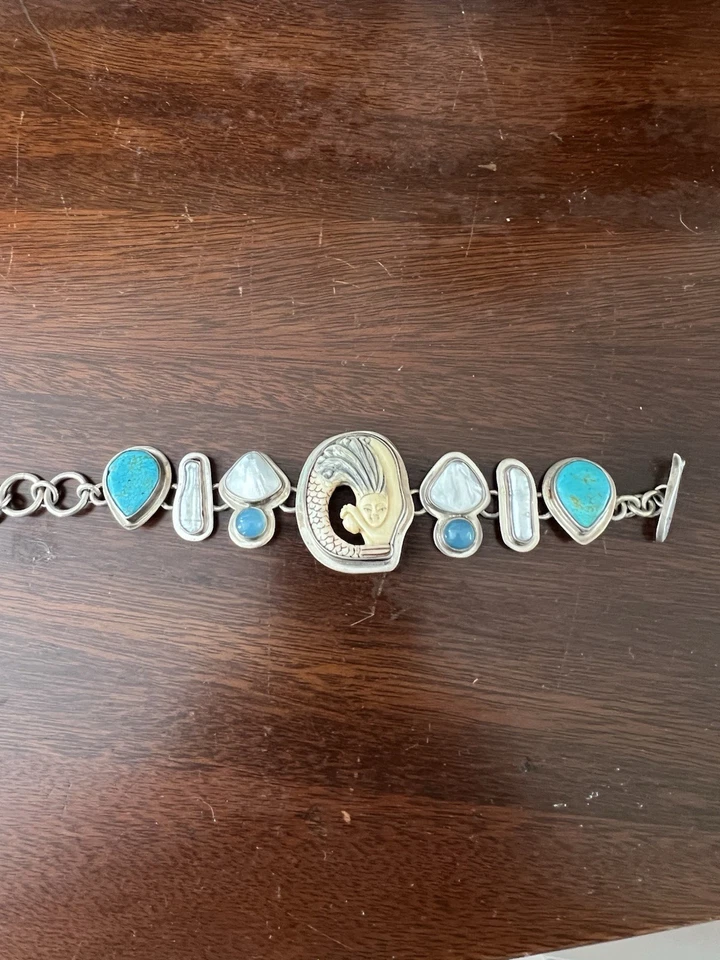 Pulsera de plata de ley. Piedras talladas a mano, turquesa y semi anteriores Foto 1 de 4