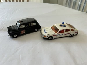 2 CORGI Cars - Rover 3500 Police Car / Austin London Taxi Die Cast 1:43 Scale - Picture 1 of 24