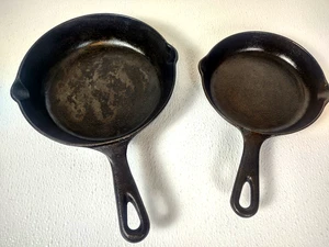 Vtg Philippe Richard Cast Iron Skillet Pan Dual Spout 6.5" & 8" Lot of 2 - Picture 1 of 12