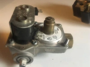 FSP White-Rodgers 25M01a Type 166 Dryer Gas Valve,Ng/Lp - Picture 1 of 7