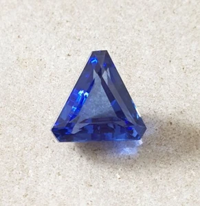 8.88Ct Flawless Trillion Cut Blue Tanzanite Lab Grown AAA Quality Loose Gemstone - Picture 1 of 10