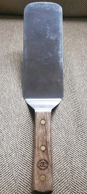 Nice Williams Sonoma X-Large Stainless Steel Spatula Turner Wooden Handle EUC - Image 1 of 4