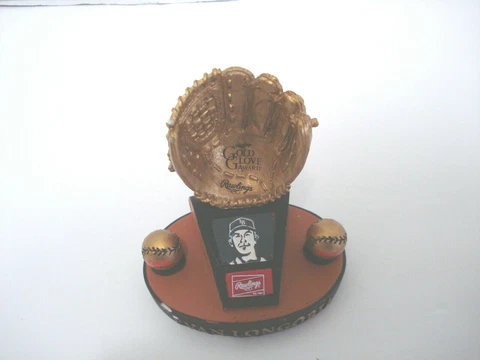 PRE-OWNED TAMPA BAY RAYS EVIAN LONGORIA MLB RAWLINGS GOLD GLOVE AWARD BASEBALL Cover