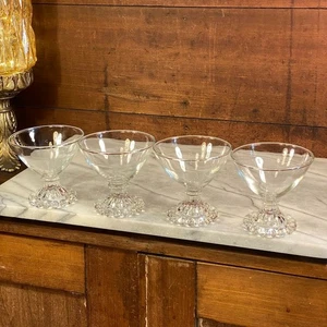 Vintage Anchor Hocking Boopie Berwick Footed Sherbet Dessert Glasses ~ 4 Set - Picture 1 of 11