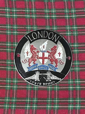 Insignia de coche europeo de Londres Inglaterra rara años 50 coleccionable vintage Foto 1 de 3