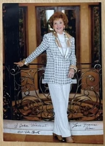 YVONNE LIME, 100% AUTHENTIC AUTOGRAPHED 5" x 7" COLLECTOR'S PHOTO, GREAT ! - Picture 1 of 1