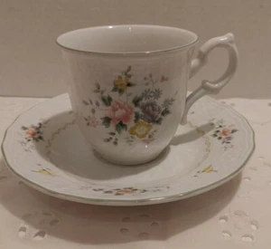 Vintage Mikasa Renaissance Antique Rose D4952 Coffee Tea Cup & Saucer Floral - Picture 1 of 11