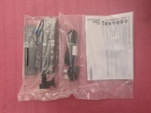 SAMSUNG UE55AU7100K Dtarter Pack con manual, cable de alimentación, 2 controles remotos - Imagen 1 de 2