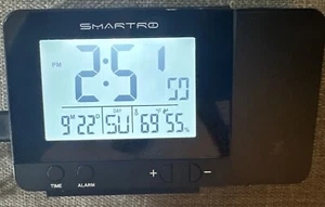 Reloj despertador de proyección inalámbrico SMARTRO SC91 para dormitorios con estación meteorológica - Imagen 1 de 10