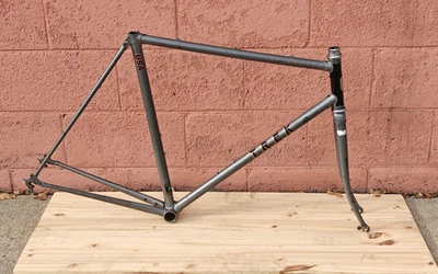 Cuadro de bicicleta de carretera Trek Tri Series de colección - grande - Reynolds 531 Foto 1 de 4