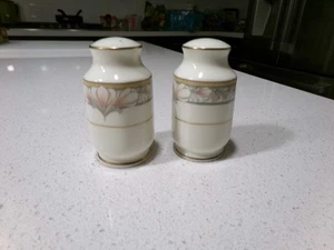 NORITAKE BARRYMORE SALT AND PEPPER SHAKERS - Picture 1 of 4