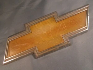 Vintage 8.5" CHEVROLET Emblem 34764B KBC 57521-1 [Z288s1] - Imagen 1 de 2