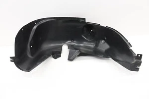2024-2025 Chevrolet Trax Cuarto interior derecho revestimiento protector contra salpicaduras OEM 42846761 - Imagen 1 de 12