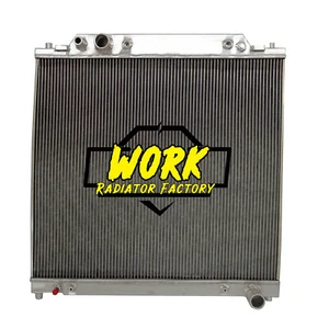 Radiador para Ford F250 F350 F450 F550 Super Duty 1999-2005 2000 6,8 L 7,3 L V8 - Imagen 1 de 6