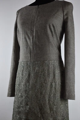 Vestido Vaina Akris Talla 6 Taupe Hasta la Rodilla Crochet Encaje Parte Inferior Frontal Cremallera Carrera Foto 1 de 4