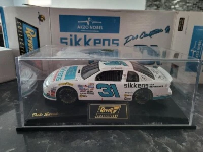 DALE WONHARDT JR #31 SIKKENS/BLANCO 1/24 REVELL EN ESTUCHE 1997 FUNDIDO A PRESIÓN 1/8500 Foto 1 de 4
