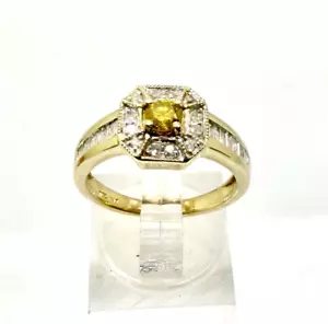 Yellow & White Diamond Ring 10 k Yellow Gold w/Card Appraisal - Size 6 - Picture 1 of 9