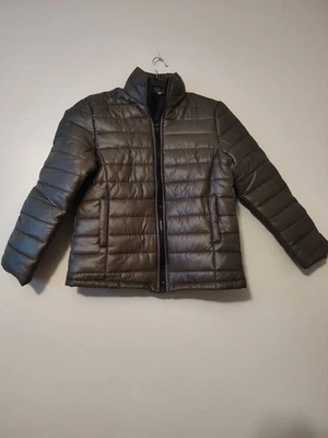  Chaqueta Puffer Youith Talla XL (NUEVA) El color es un marrón verdoso Foto 1 de 4