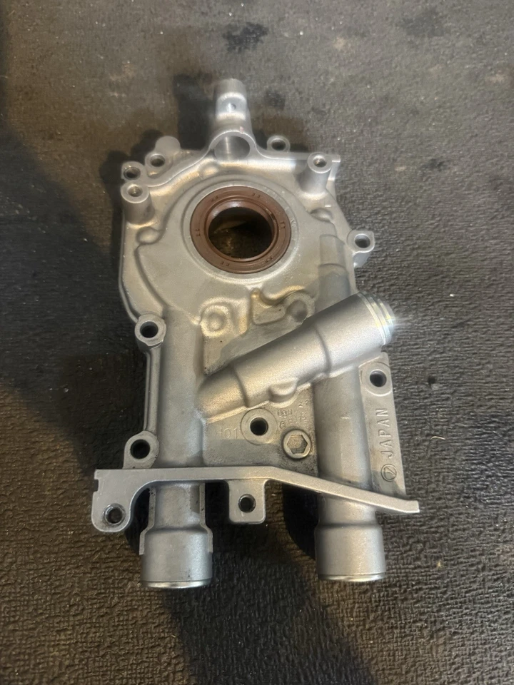 Bomba de aceite Subaru OEM 10 mm Foto 1 de 4
