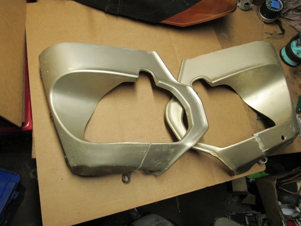 BMW R80RT R100RT R100RS cabezal de aire derecho e izquierdo carenado inferior Foto 1 de 4