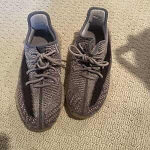adidas Mens Yeezy Boost 350 Gray - Size 9