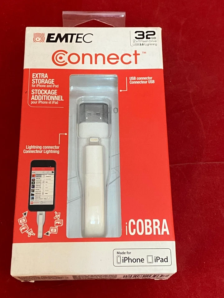 Emtec ECMMD32GT503 USB3.0 iCobra Flash Drive T500 32 GB for iPhone iPad - Image 1 of 3