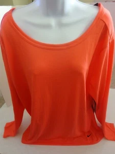 Top de entrenamiento Nike de manga larga. Nuevo. Tallas para mujer: 2X y 3X. - Imagen 1 de 6