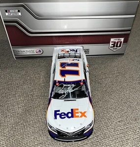 Denny Hamlin Signed 2021 FedEx Ground 1:24 Scale Diecast NASCAR Auto COA - Picture 1 of 4