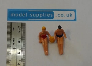 Corgi 240/242 Fiat Jolly reproduction plastic male and female figures painted - Picture 1 of 3