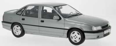 Opel Vectra A 2000 1988 Gris 1/18 - MCG18462 MCG - Immagine 1 di 2