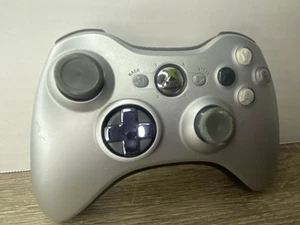 Microsoft Xbox 360 Special Edition Controller Wireless Argento con Batt Cover FUNZIONANTE - Foto 1 di 11
