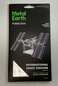 International Space Station ICONX 3D Laser Cut Metal Earth Model Kit ICX140 - Picture 1 of 2