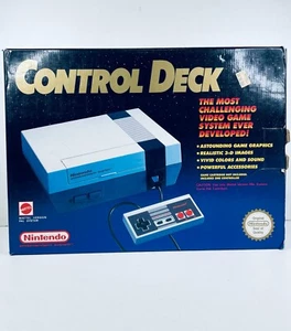 NES Nintendo Entertainment Mattel Console Controller PAL - Boxed - Fast Post - Foto 1 di 18