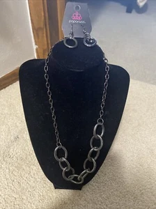 Paparazzi Jewelry Boldly Bronx Necklace And Earrings Black - Picture 1 of 4