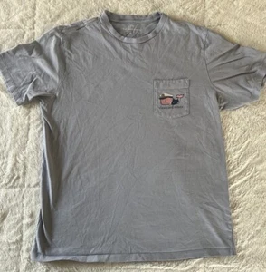 Vinyard Vines T Shirt Mens Medium Short Sleeve Big Whale 100% Cotton - Picture 1 of 5