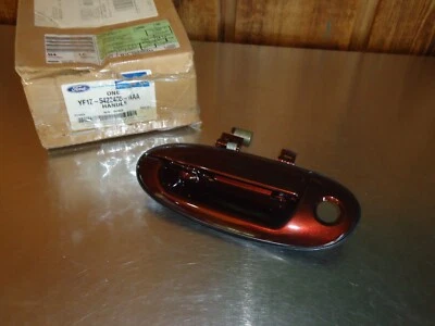 Manija de puerta exterior Ford YF1Z-5422405-AAA 1998-2003 Taurus Sable nueva de stock Foto 1 de 2