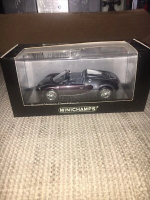 1:43 Scale Minichamps 2009 Bugatti Veyron Grand Sport Grey/Violet Metallic Boxed - Image 1 of 3